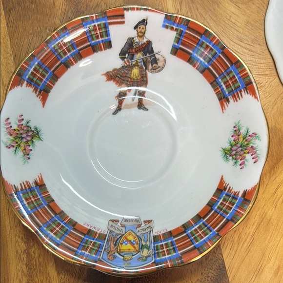 Scottish Themed Decorative Saucer Plates - Picture 5 of 7